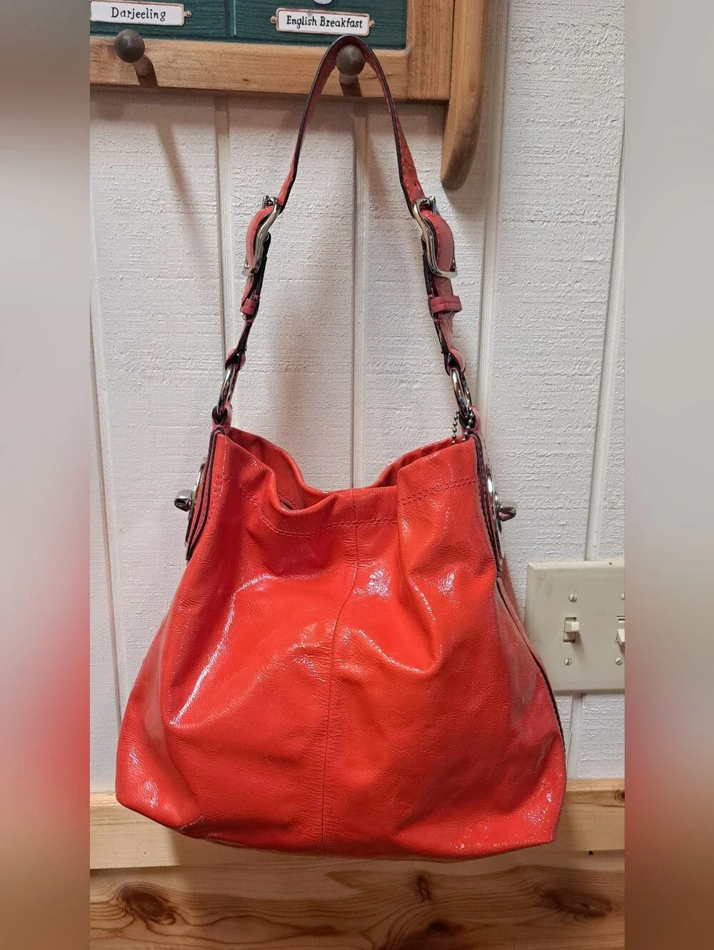 Vtg Gorgeous Coach Peyton Handbag Hobo Purse RED Patent Leather Y2K Read